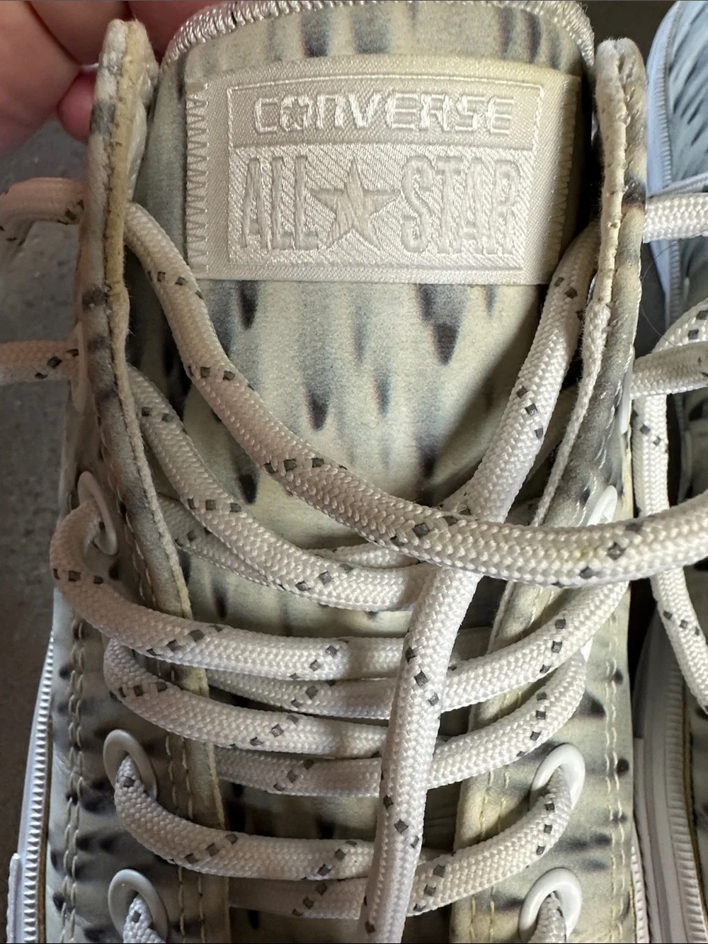 Converse x Futura “Skyfall” Low-Top Sneakers in White and Neon Yellow - Picture 7 of 16